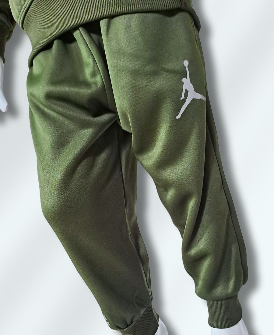 Mehndi Jordan Boys Track Suit